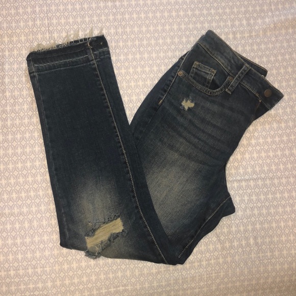 Universal Thread High Rise Straight Jeans 2/26R - Picture 6 of 7